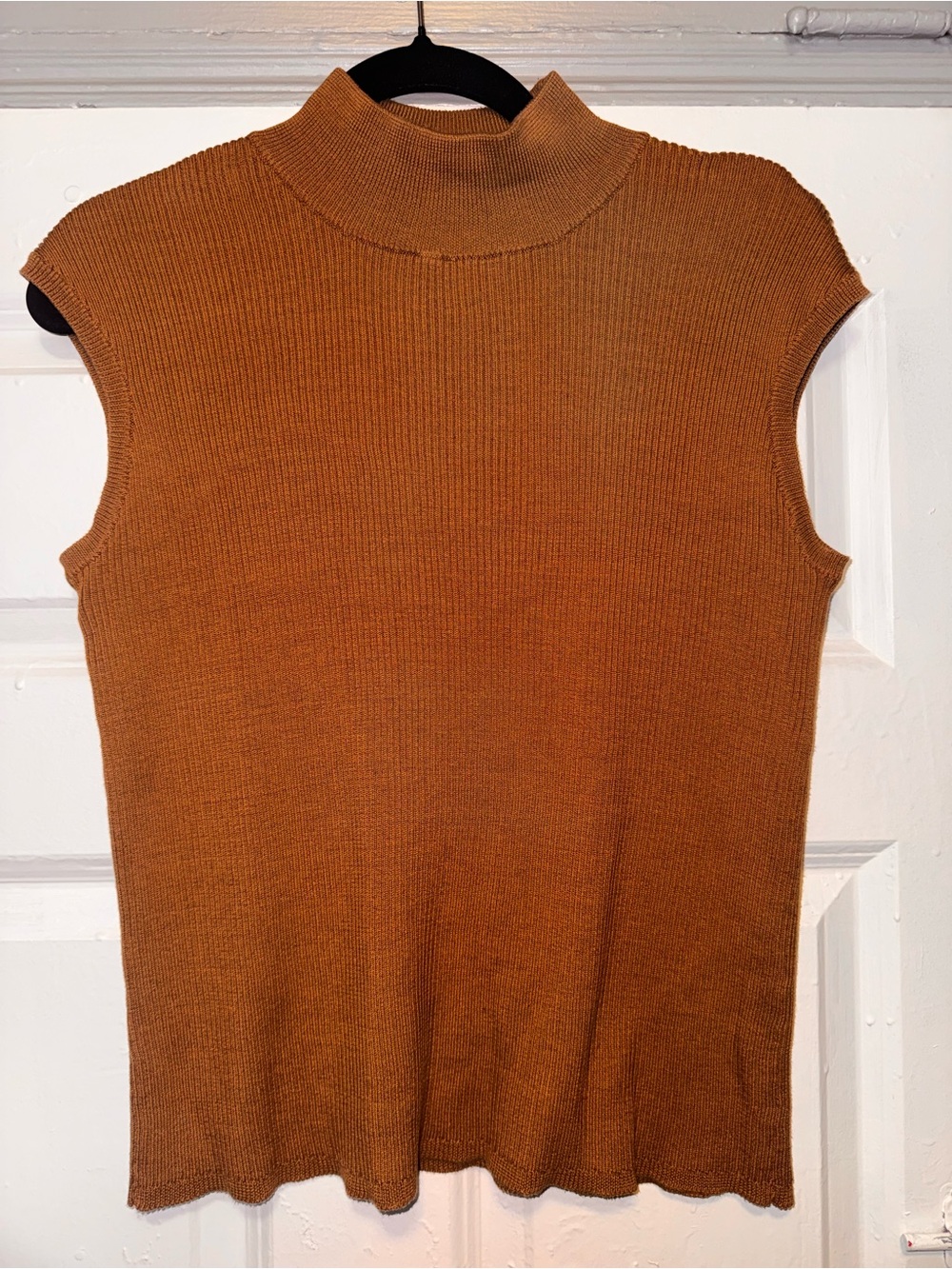 Coldwater Creek Sleeveless Mock-Neck Knit Top in Caramel silk and cotton